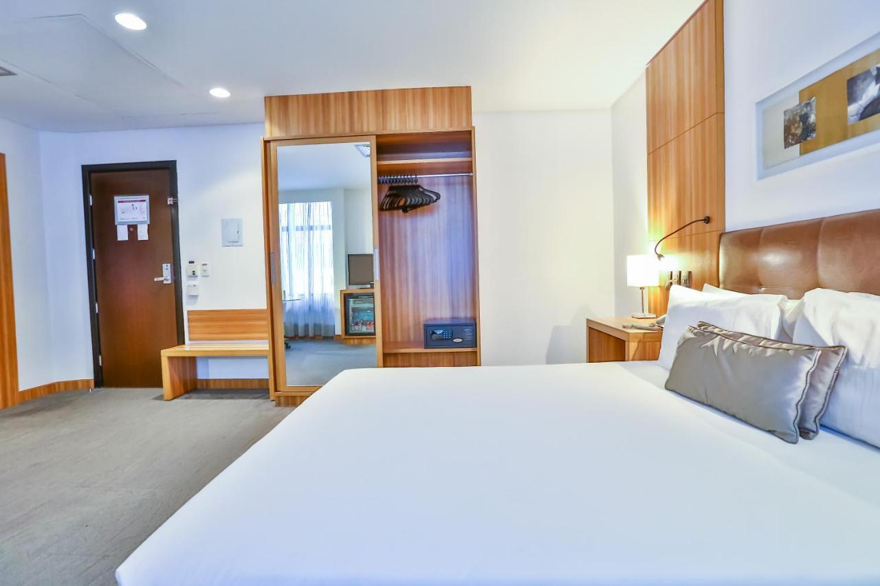 Oft Alfre - 4* Goiânia